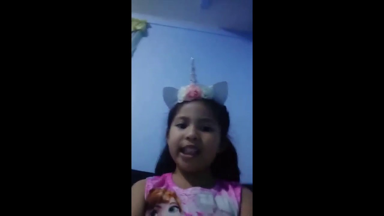 "unicorn girl" please subscribe