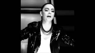 Ebru Gündeş - Seni̇ Beni̇m Gi̇bi̇ Seven Bulamazsin