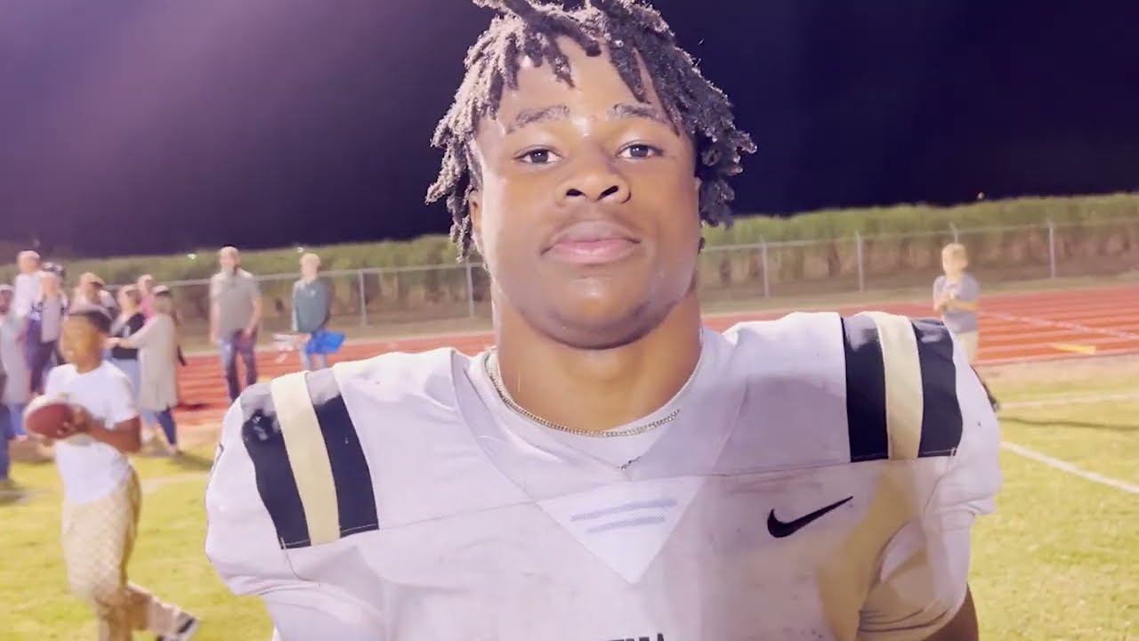 2024 Jena RB Zerrick Jones rushes for 245 yards, 2 TDs in 38-22 win vs. Bunkie to remain undefeated