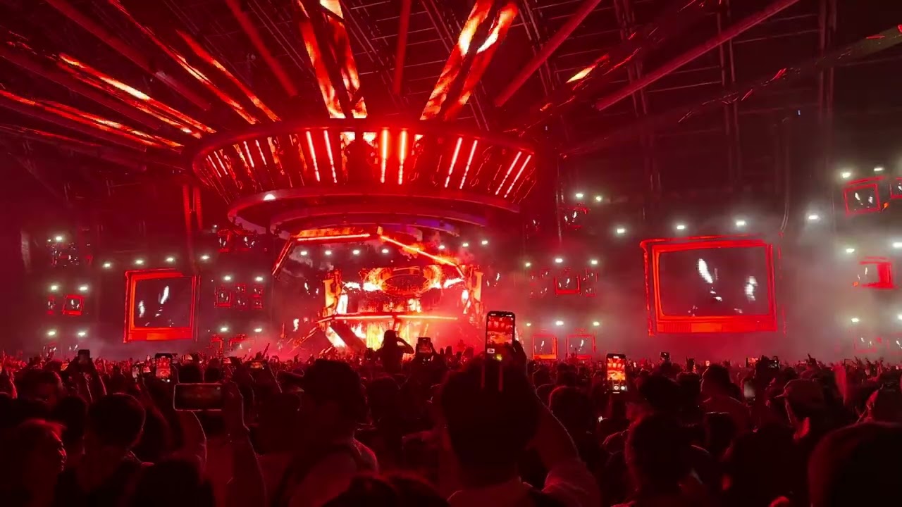 Watch Future feat. The Weeknd - Low Life (Coachella 2023, 04-21-2023) on YouTube Watch Future feat. The Weeknd - Low Life (Coachella 2023, 04-21-2023) on YouTube