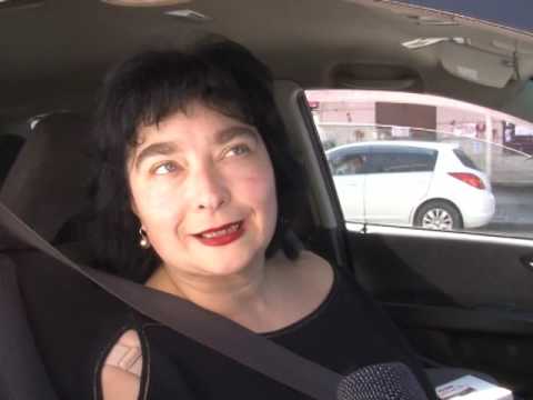 ფოთის მერიის წარმომადგენლებმა ქალბატონებს 8 მარტი მიულოცეს 08 03 2017