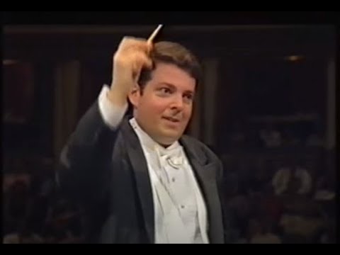 Gershwin Promenade  Dallas TV Theme   Andrew Litton  Dallas Symphony Proms 1997