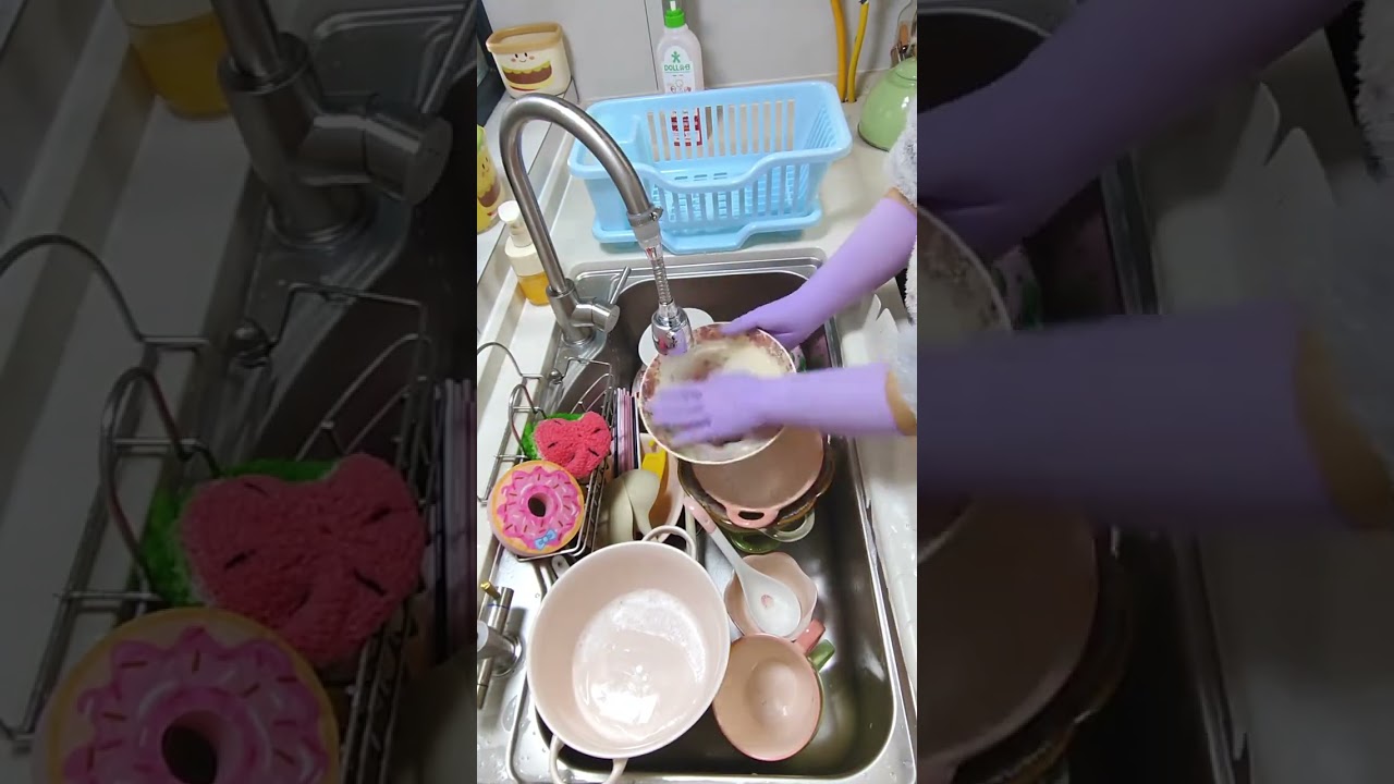 Washing Away Stress: Dish Cleaning Tips to Brighten Your Day