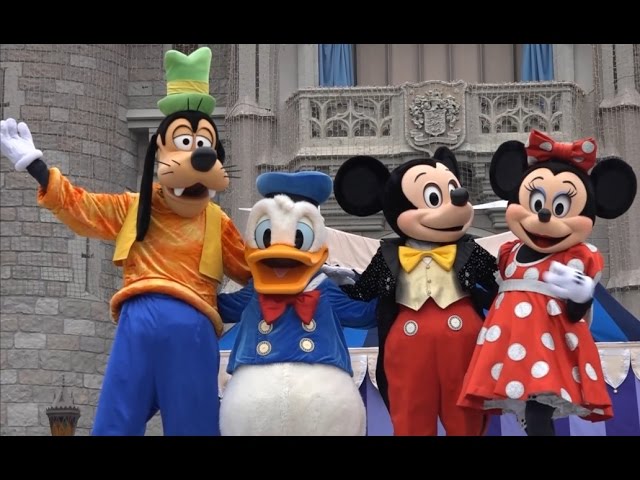 ディズニーキャラクター　ワクワクシアター Disney マクドナルド キャラクターも沢山！な25周年ショー | ミッキー・プレゼンツ