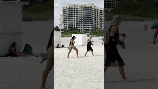 🇺🇸 Funny day at Miami beach