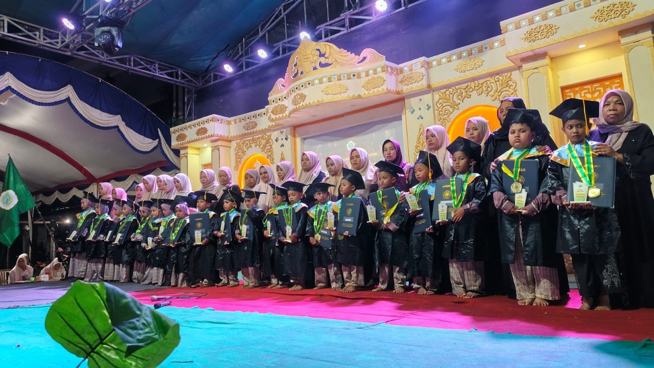 MEMORI WISUDA SIFIR ANGKATAN KE-II TAHUN AJARAN 2025-2026