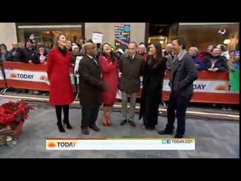 Jessica Biel and Seth Meyers - Today Show December 8, 2011