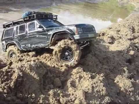 jeep telecomandata 4x4