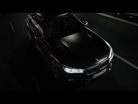 BMW M760i xDrive - The Power Of Luxury