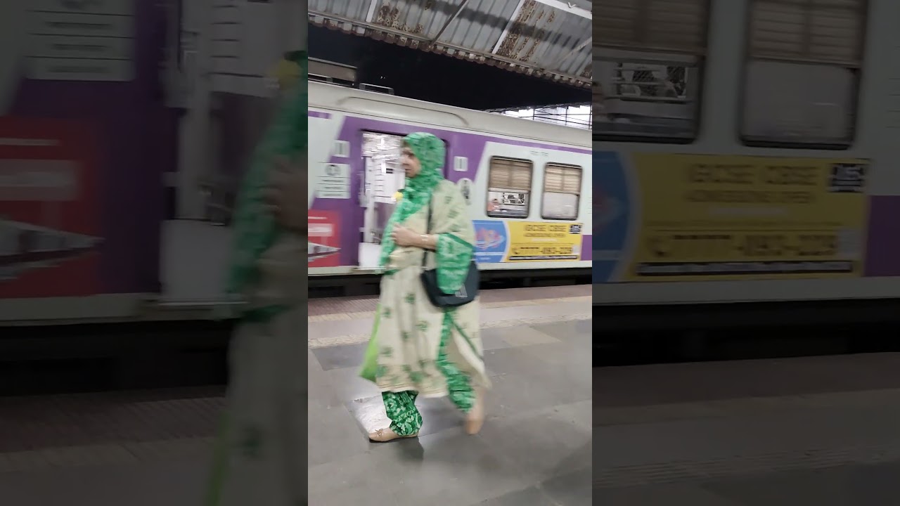 mumbai local train# viral # CSMT Fast local train #1000 Suacaiba