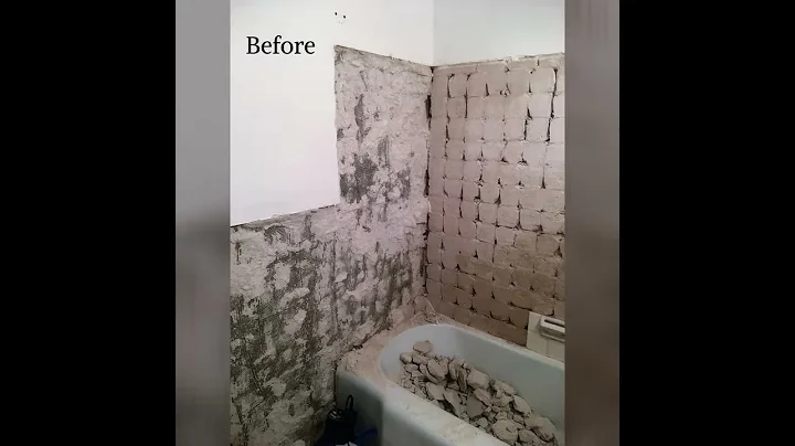Julie Schuster Design Studio  Black & White Bath