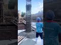 cool technique of hitting the iron reinforcement so that the casting falls evenly #shorts