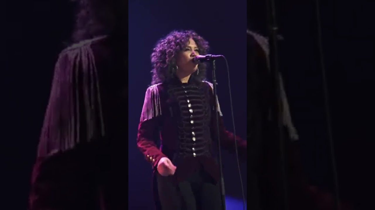 "High Class Girl" (Live) - Now Serving: Royal Tea Live From The Ryman