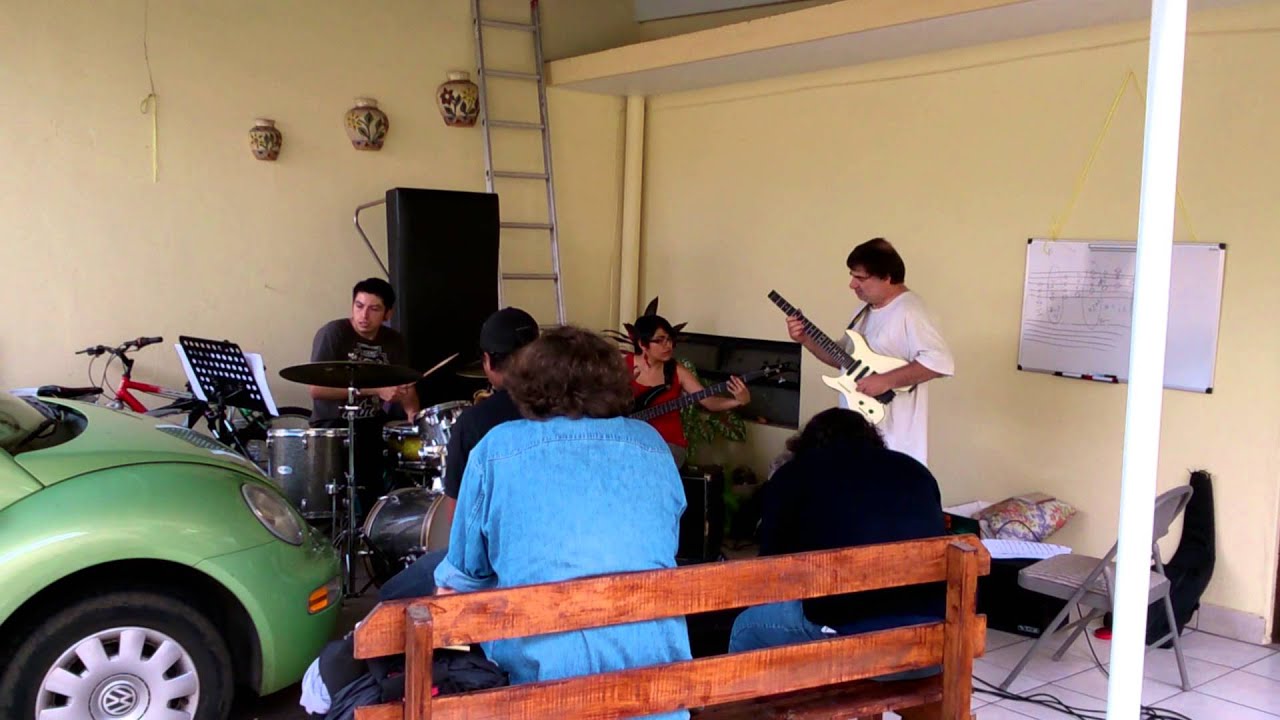 Ensayo en casa con la banda de Arodi Martinez Jazz Project camera iphone 8 plus apk