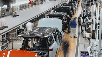 Rivian Revamps Manufacturing for Lower Costs & Higher Efficiency for Profit thumbnail