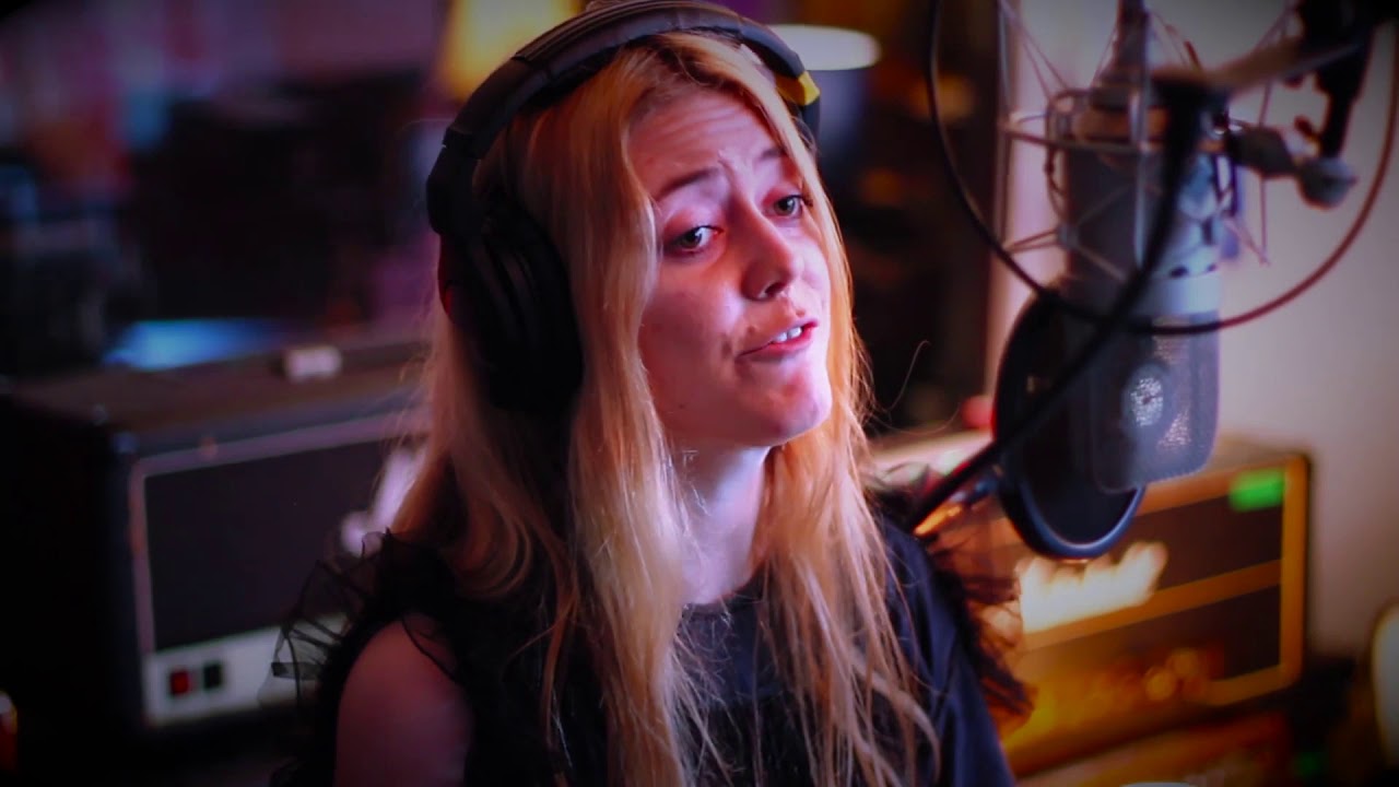 Katie Williams performing Suddenly I See - AliveNetwork.com - YouTube