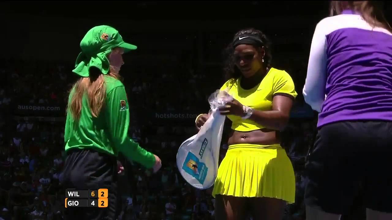 Serena can't get her racket out of the bag