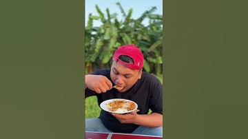 Thumbnail of Nyobain Kari Ayam paling mantap, View Sawah Bikin Candu| Jogja Official