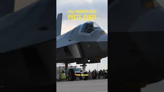 Milli Savaş Uçağı piste çıktı - Milli Muharip Uçak #MMU #TFX #fighter #jet #savunmasanayi #shorts