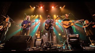 YONDER MOUNTAIN STRING BAND ON BLUEGRASS ISLAND