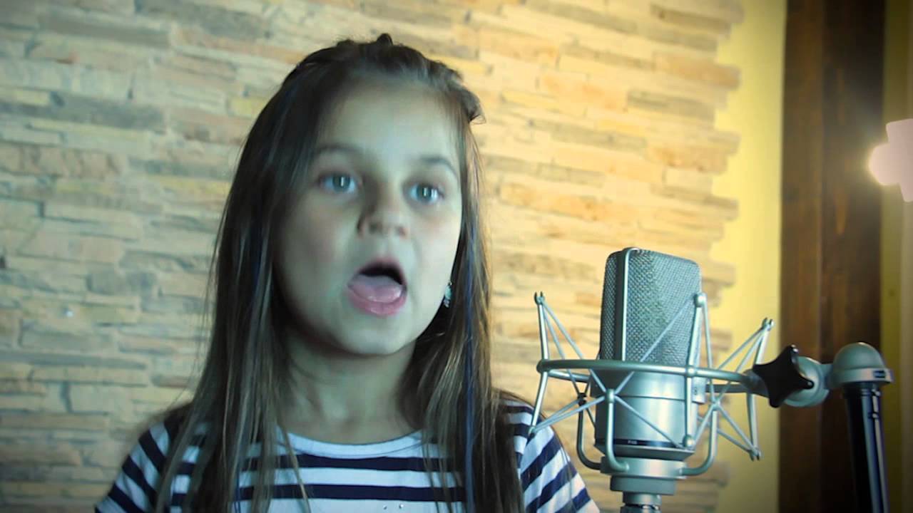 Benedetta canta All'alba sorgerò - Frozen: il regno del ghiaccio