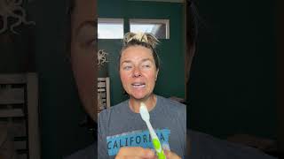 Manual Toothbrushes for Sensitive Teeth and Gums-Worth it?