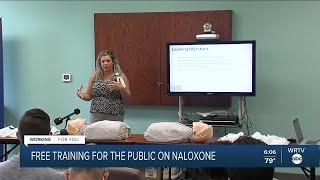 Free training for administering naloxone