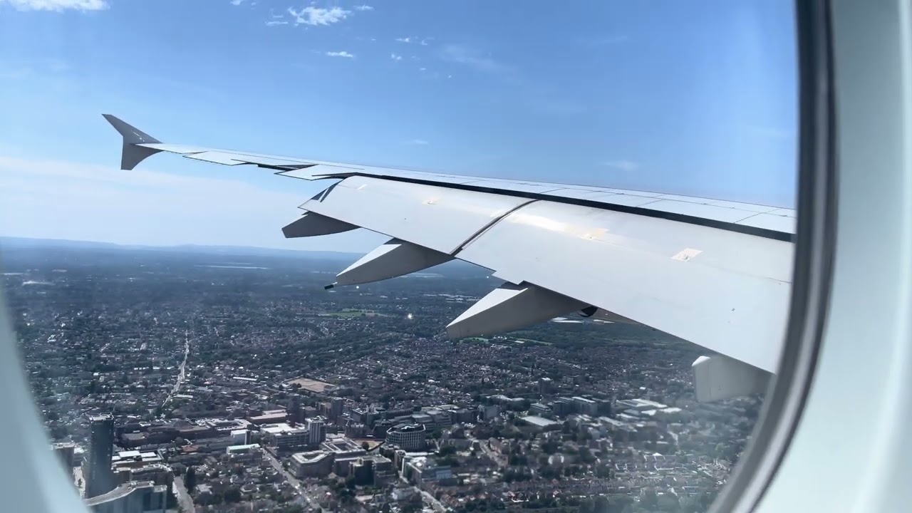 Emirates A380 | Rough Landing at London Heathrow
