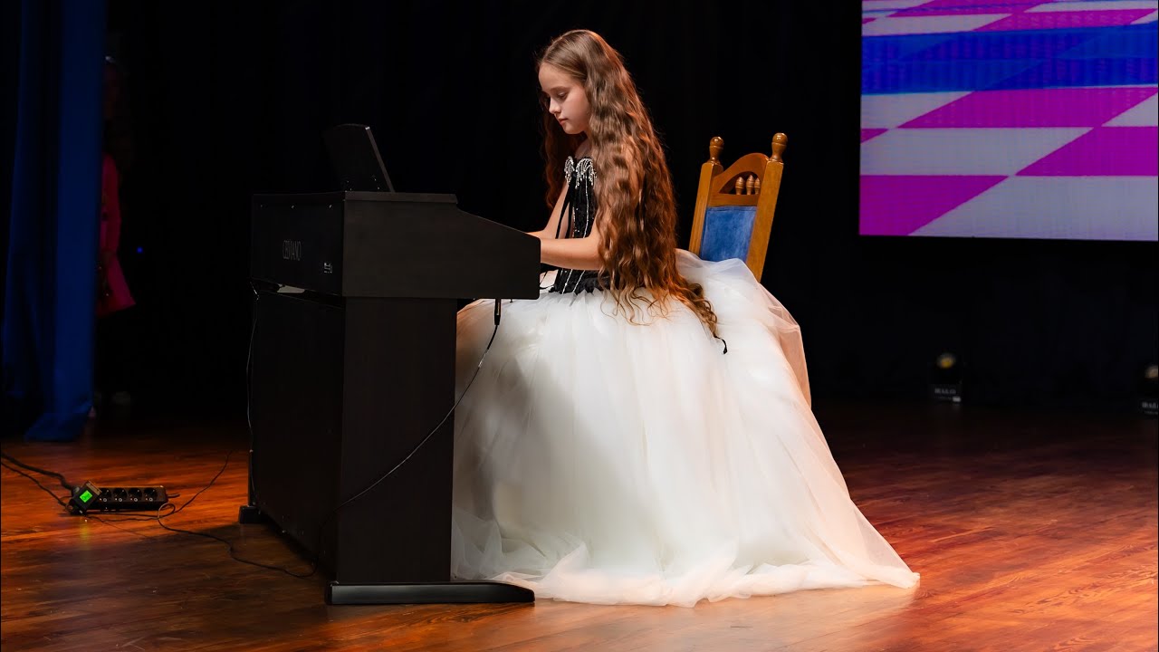 Салій Саліна з живим виконанням на Великому концерті «Мрії здійснюються. Сила команд» 