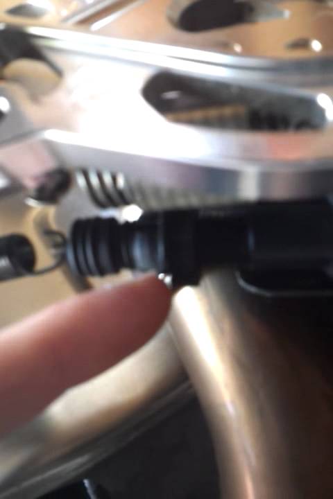 Rear brake light not working fixed - YouTube