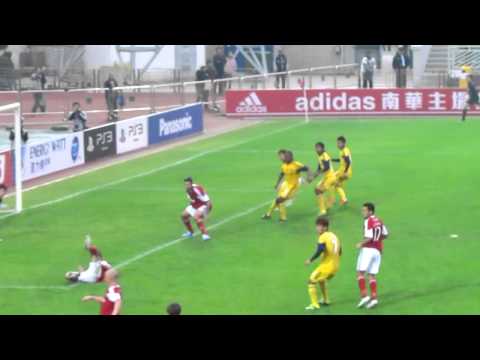 天水圍飛馬vs南華(2011聯賽盃決賽)之鐵頭功與金剛腿