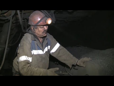 Экспорт и добыча угля сократились в Казахстане
