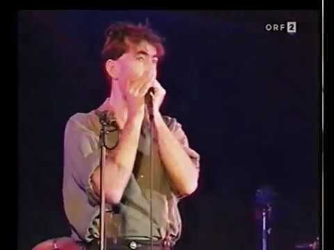 Guarda Benni - Hubert von Goisern live 1994 "Das war's" su YouTube Guarda Benni - Hubert von Goisern live 1994 "Das war's" su YouTube