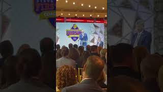 2023 Feb Coach Spurrier Award Celebration Pointe Chris Doering