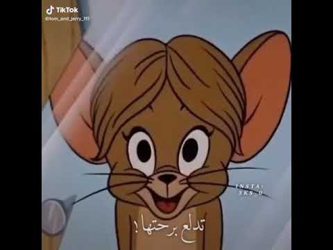 اغنيه قدام مرايتها