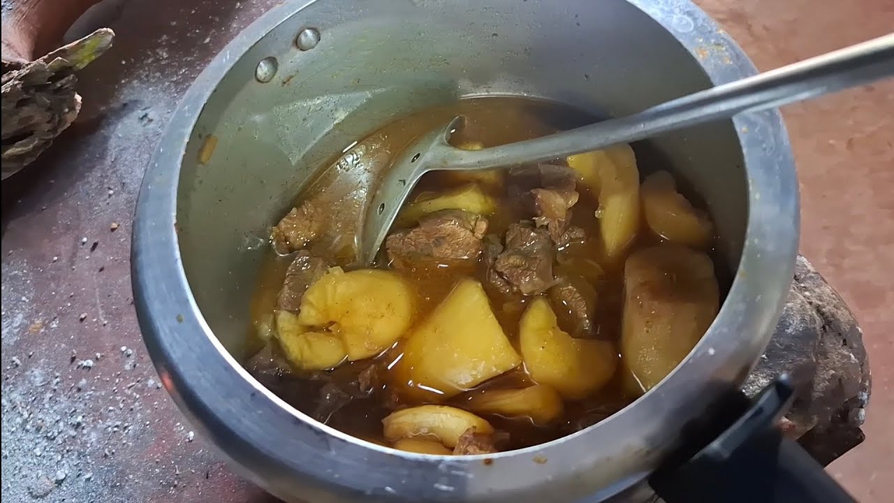 Carne de panela com mandioca passo a passo ...hj só nós dois na roça 