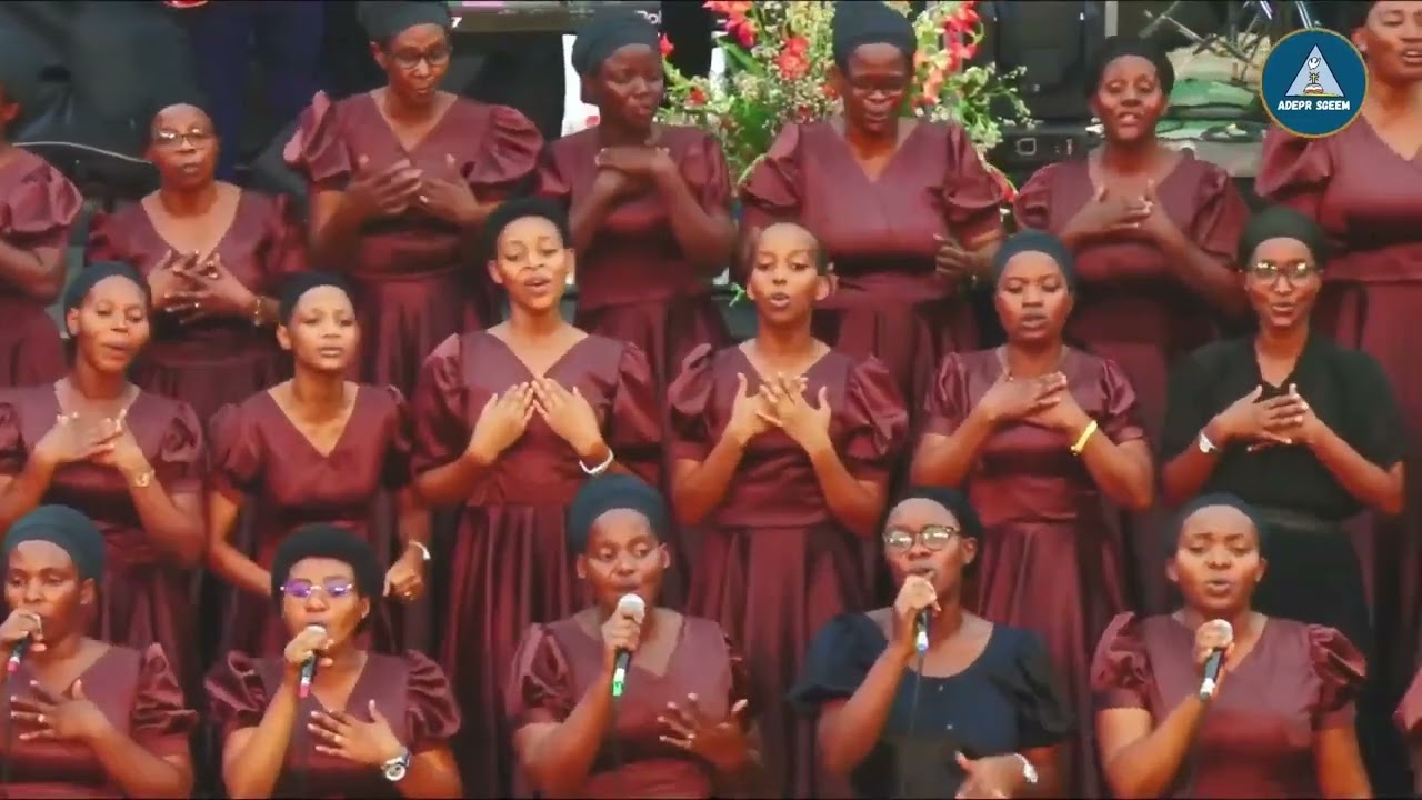 NIKI KIGUTEYE UBWOBA BY RUBONOBONO CHOIR // live Parfomance at SEGEM CHURCH 