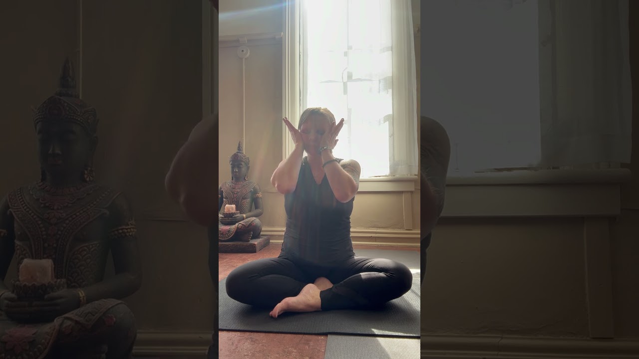 Vagus Nerve Reset in 60 Seconds | Somatic Face & Jaw Release 