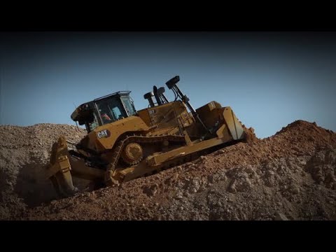 Cat® D7 Dozer Pushing Power