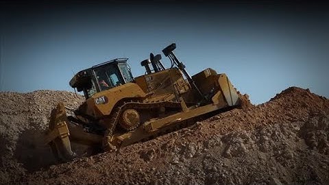Cat® D7 Dozer Pushing Power