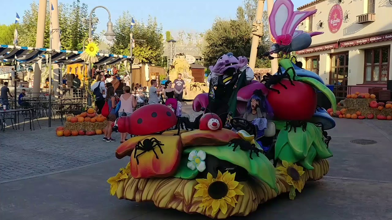 Port Aventura Halloween Parade