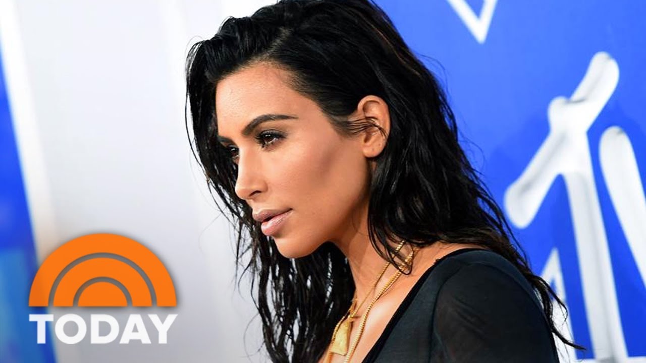 Kim Kardashian West Robbed At Gunpoint In Paris | TODAY