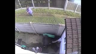 Litterbug dog walker 14 04 2018