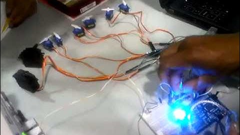 Controlar 8 servos atraves de timer y adc en pic || parte 2