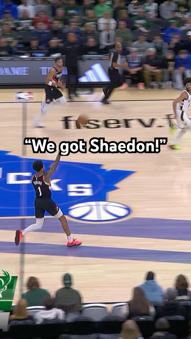 Simons lobs it from half court to Sharpe!