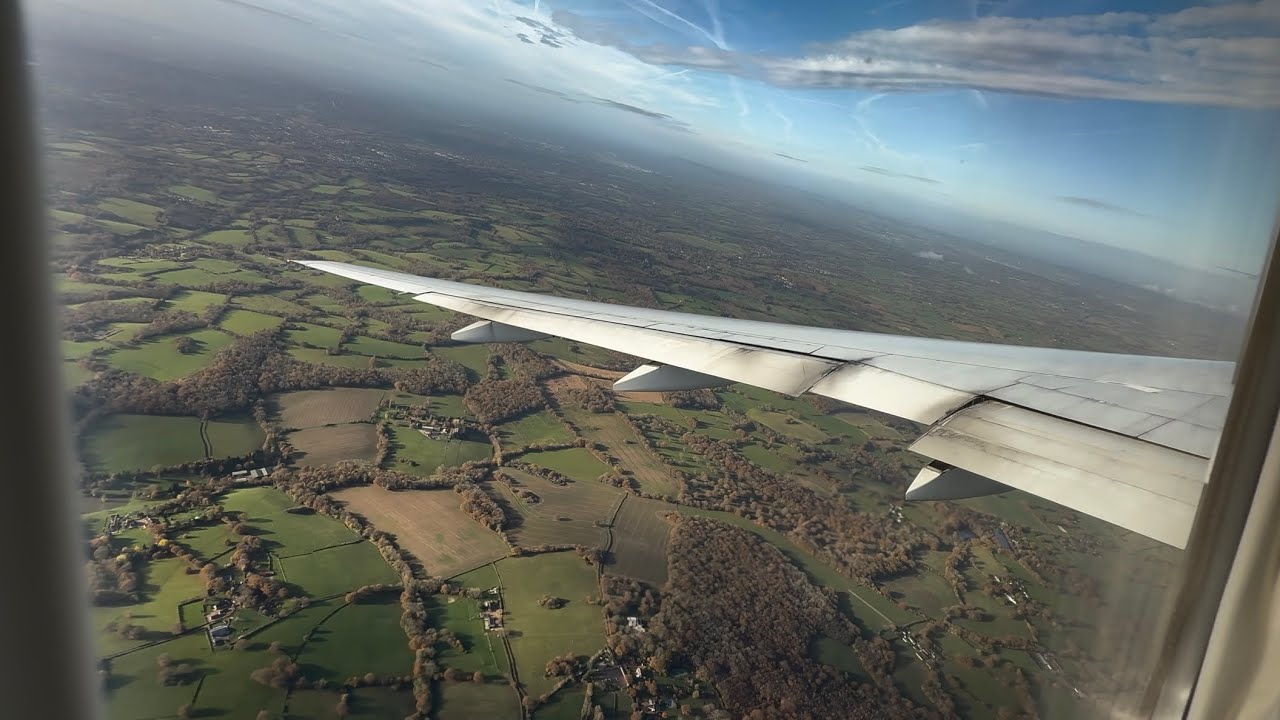 BA 777 - Beautiful Landing at London Gatwick Airport