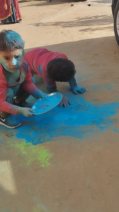 aayi holi rang laayi holi