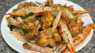 姜葱生炒兰花蟹做法，出锅香气扑鼻味道鲜甜，做法简单好吃又入味