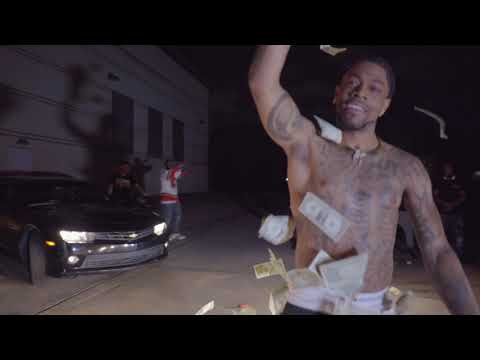 Assista a OC Famuz - Street Code (Official Music Video) no YouTube