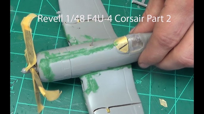 REVELL 15248 MAQUETTE AVION MONOGRAM CORSAIR F4U-4 1/48